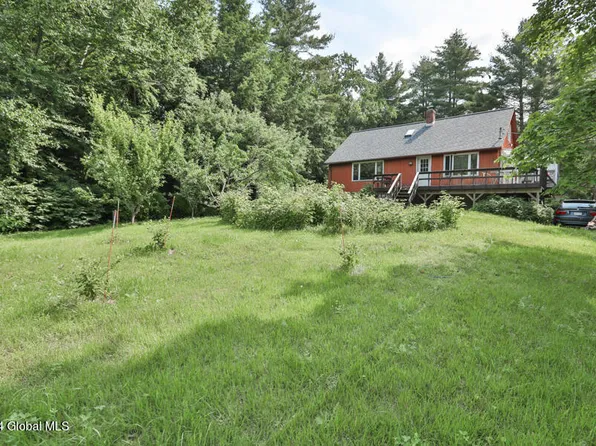11 Miles Mountain Road, Berlin, NY 12022