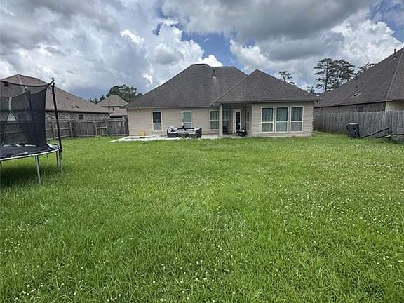 3rd image of 42159 Bald Eagle Ave
