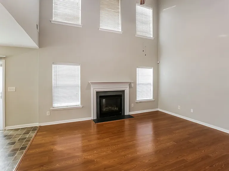 926 Marthas View Dr — Photo 7