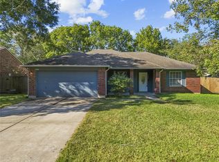 2826 Wood Hollow Dr, League City, TX 77573