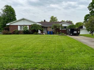 2153 Shetland Ln, Youngstown, OH