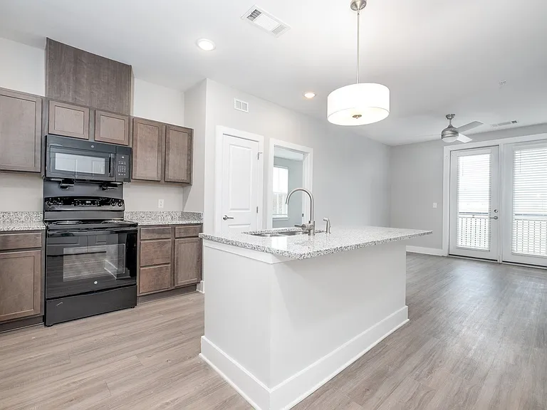 330 Archdale Dr — Photo 3