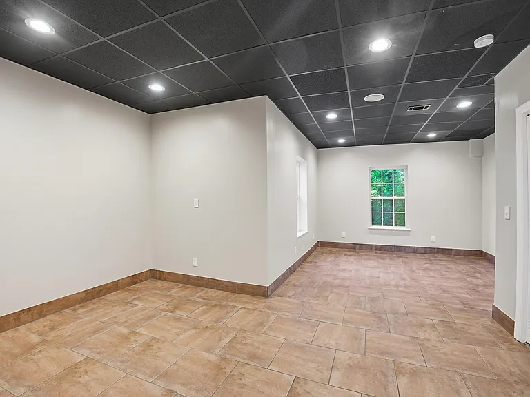 6351 Sea Haven Dr — Photo 35