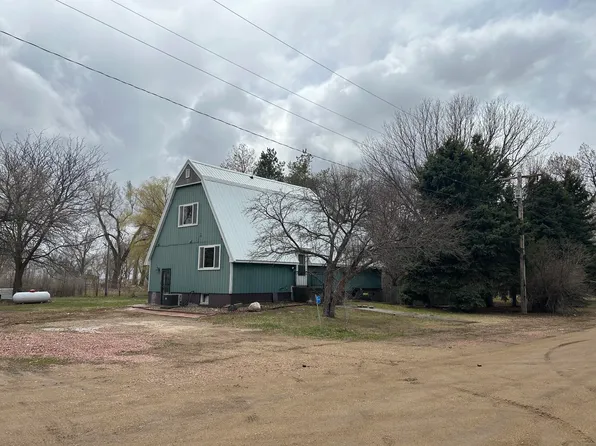 40513 Middle St, Loomis, SD 57301