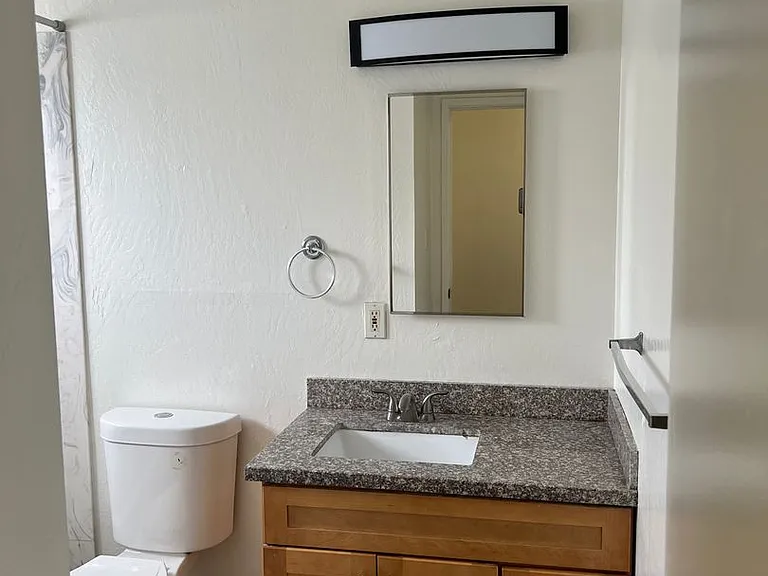 1911 Wildwood Way #2 — Photo 10