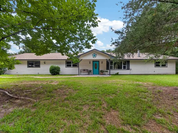 7824 State Highway 64, Ben Wheeler, TX 75754