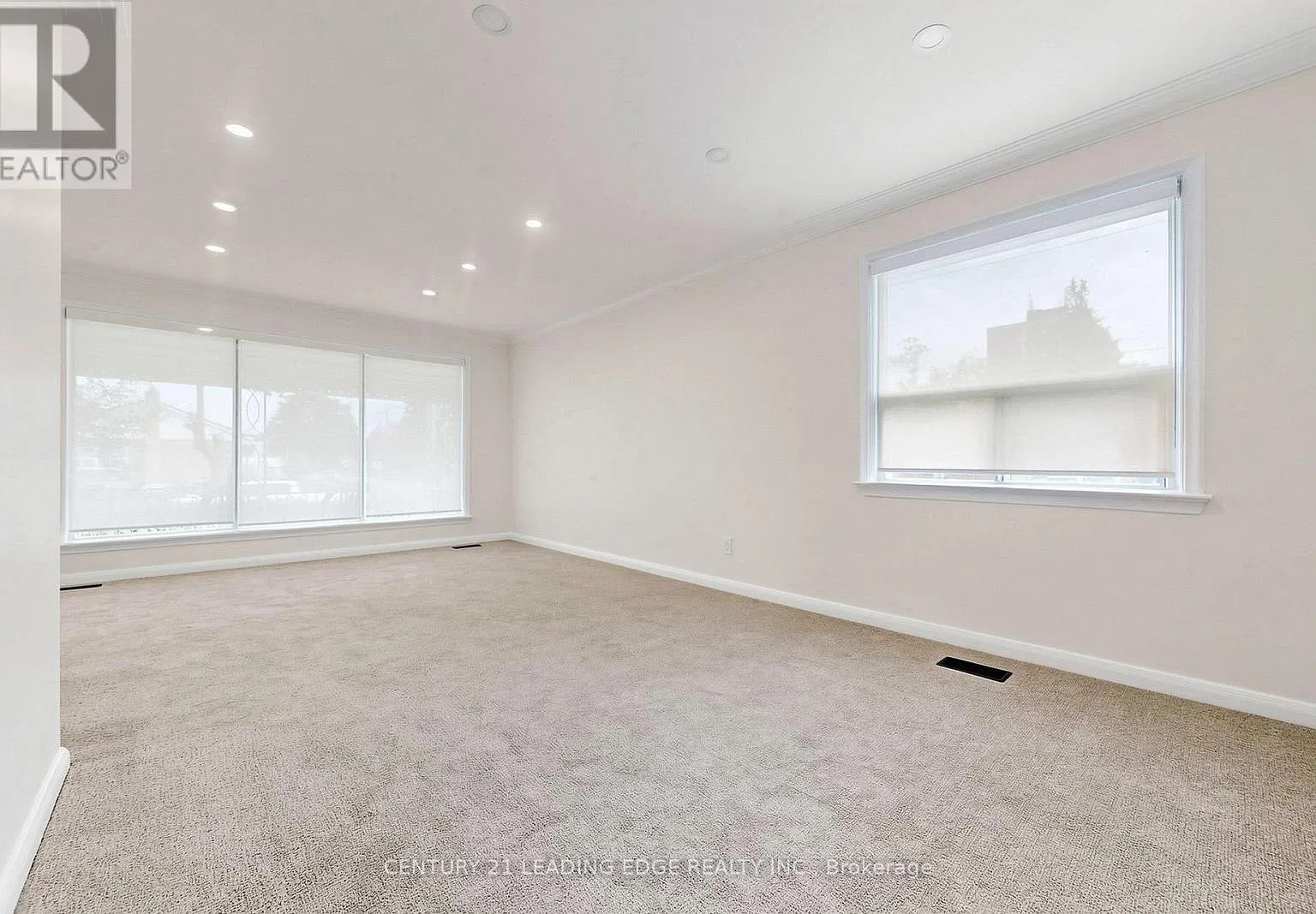15 Maretta Ave — Photo 4
