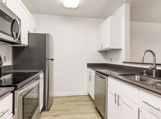 Interlake 21, Seattle, WA 98103