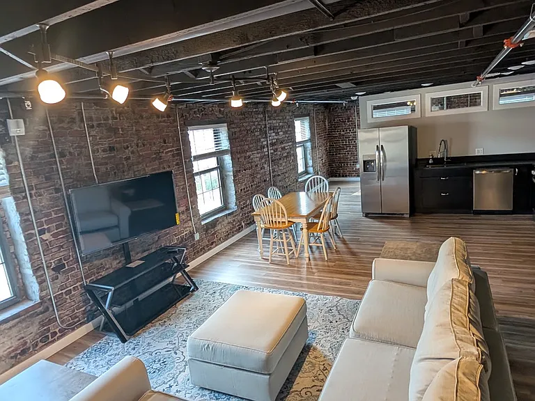 1018 Missouri Ave #7 — Photo 2