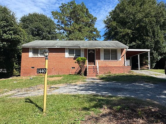 4th image of 1440 Cambridge Dr