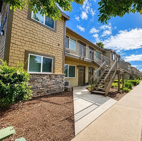 1200 S San Antonio Ave #17 Photo 1