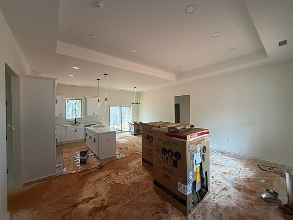 3rd image of 179 Susans Rd