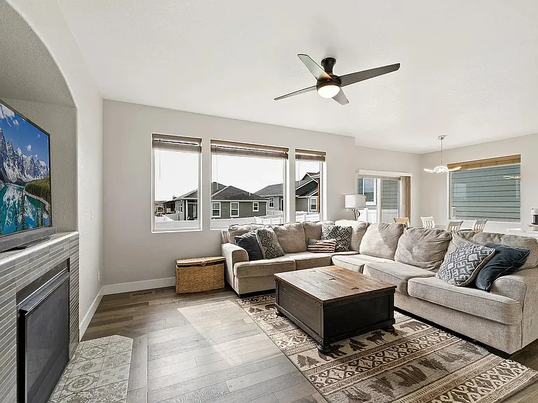 3628 Blue Feather Trl — Photo 3