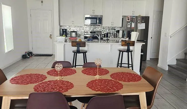 5010 Greenbank Ln — Photo 2