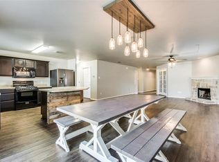 3900 Oceanview Dr, Denton, TX 76208
