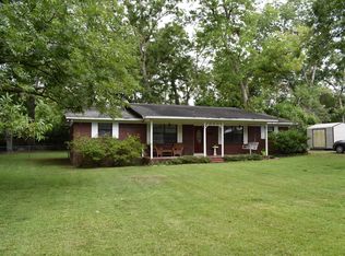 593 3rd St, Chipley, FL 32428