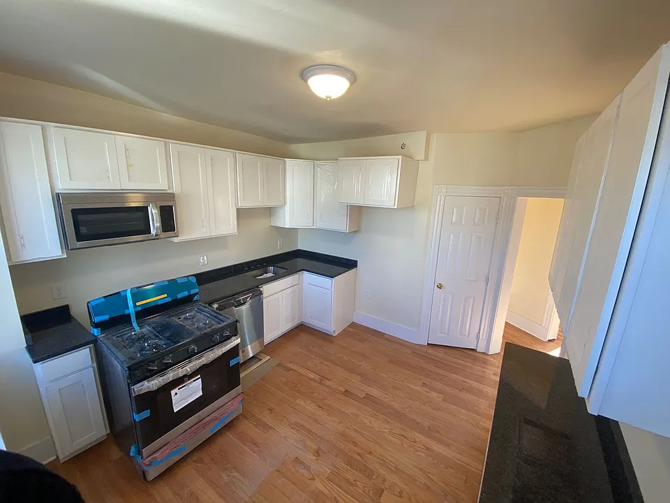 316-324 Talbot Ave