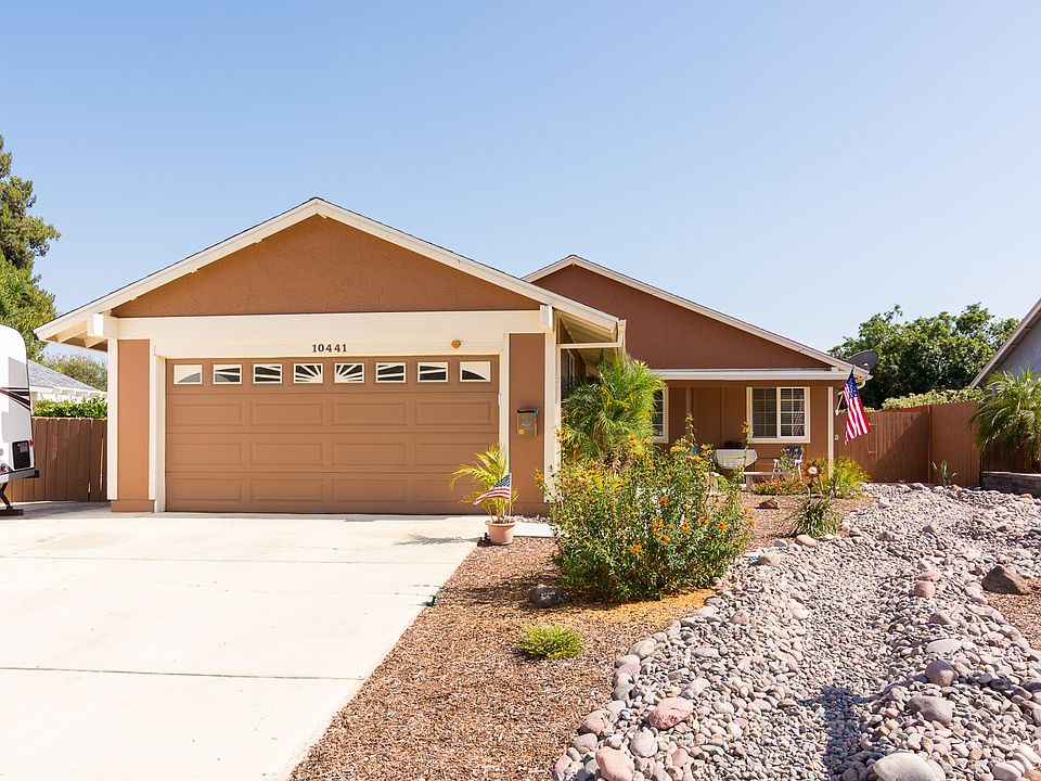 1st image of 10441 Aquilla Dr