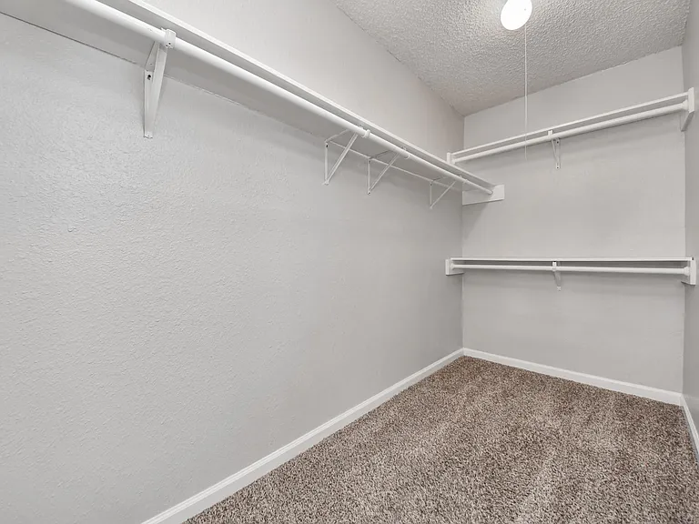 16714 Britford — Photo 25