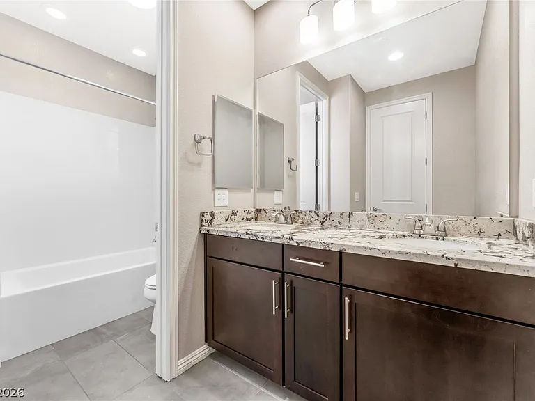 11837 Bragno Ct — Photo 22