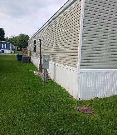 3rd image of 201 Baugh St Trailer 57
