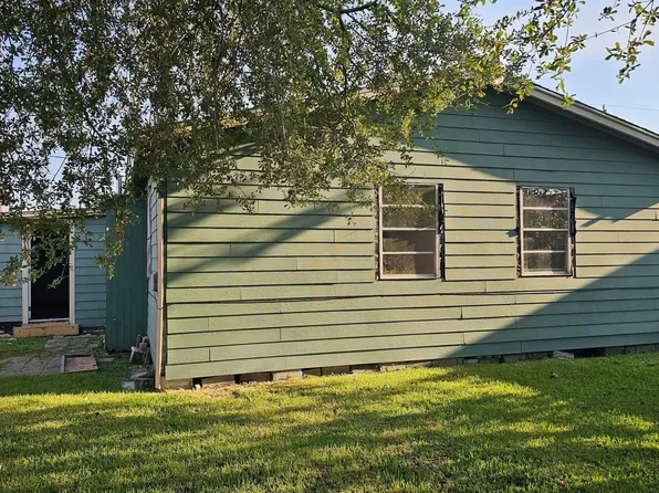 9414 Ledge St, Houston, TX 77075