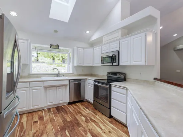 595 Jess Way, Grants Pass, OR 97526