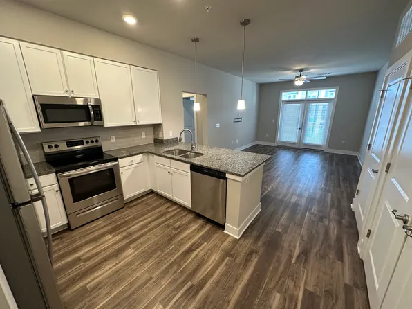 10520 Stony Bluff Dr #306, Ashland, VA 23005