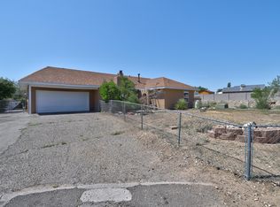 1310 Solar Ct SE, Rio Rancho, NM 87124