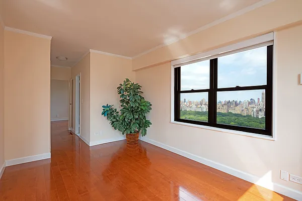 Rented by Brown Harris Stevens | media 6