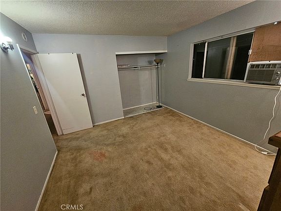 3rd image of 620 Sunset Ct