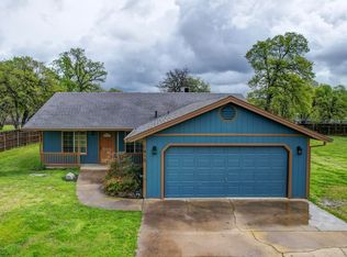 1415 Vigil Ct, Redding, CA 96003