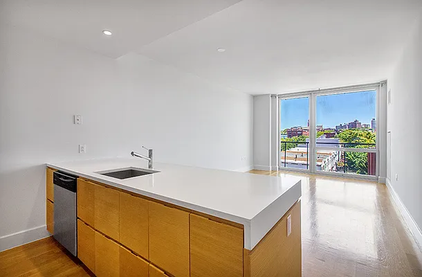 Rented by Mirador Real Estate | media 19