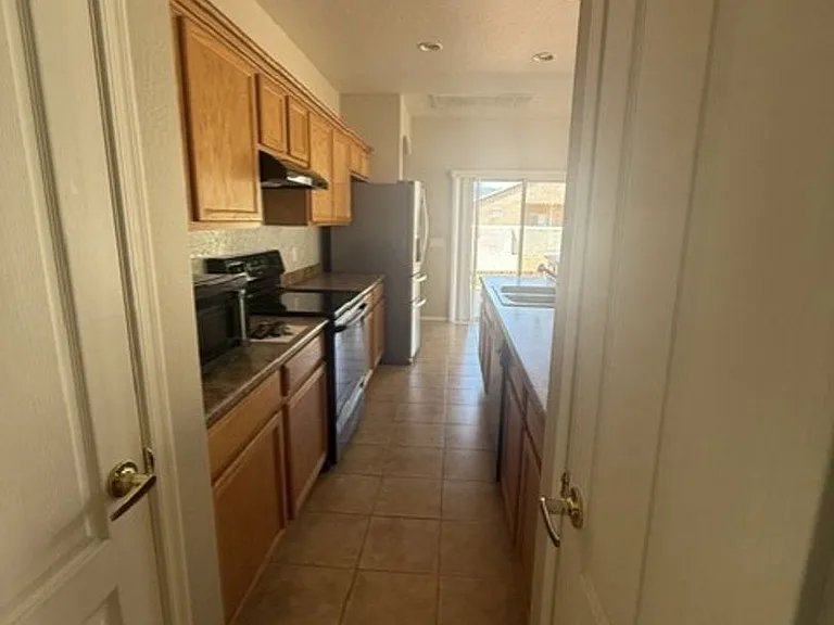 5123 E Hermosa Dr — Photo 5