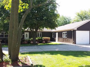 929 S Cedar Rd, New Lenox, IL 60451