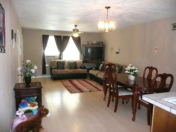 4th image of 511 Avenue E
