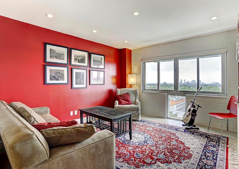 1st image of 3600 Montrose Blvd Unit 1009
