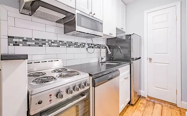 Rented by Metropolitan Property Group | media 18