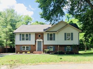 625 Lee St, Salem, VA 24153