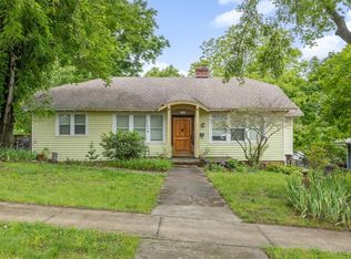 511 N Forest Ave, Fayetteville, AR 72701