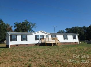 1210 Lynn Ln, Catawba, NC 28609