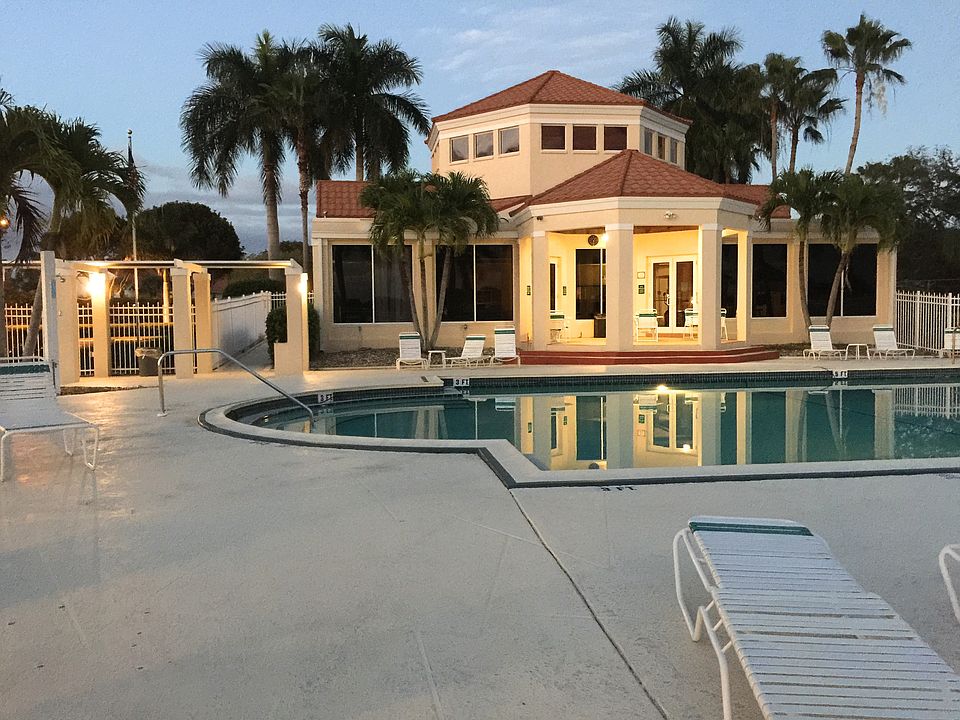 Pool and spa at the club house