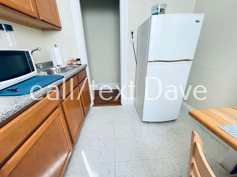 46 Gardner St #1 — Photo 10