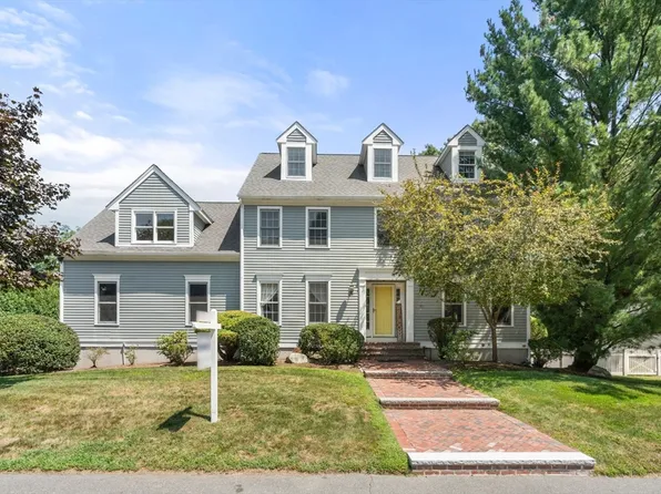 35 Whitney Ave, Westwood, MA 02090
