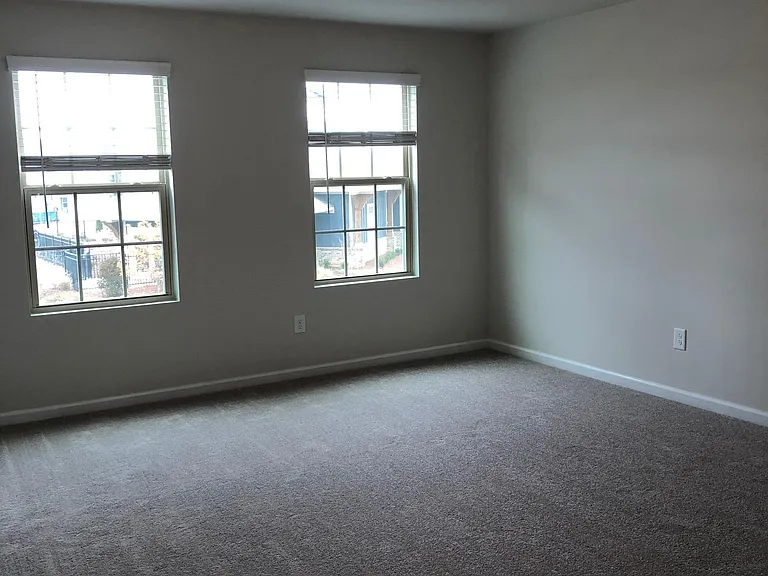 12906 Robert Walker Dr — Photo 11