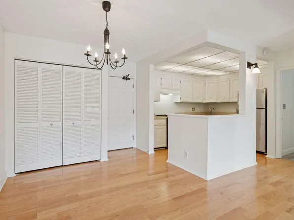 6710 Vernon Ave S APT 206, Minneapolis, MN 55436