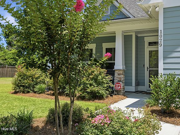 5th image of 1029 Summer Wind Drive