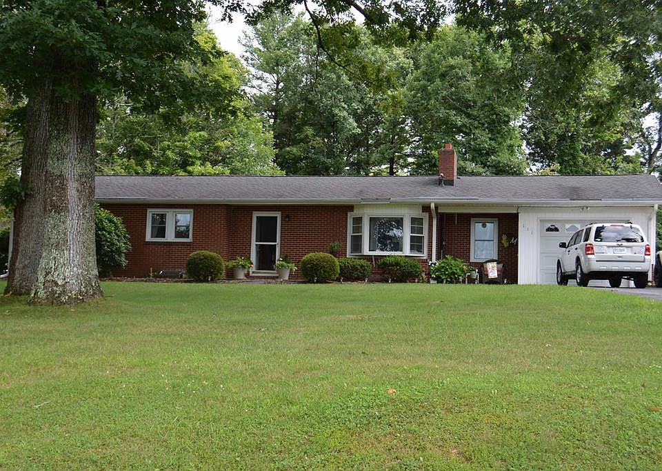 1st image of 111 Forest Ave