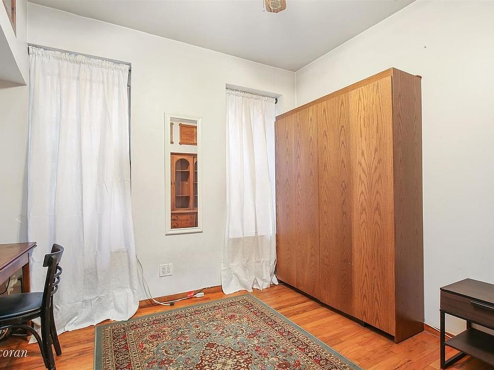 2nd image of 204 E 7th St APT 4