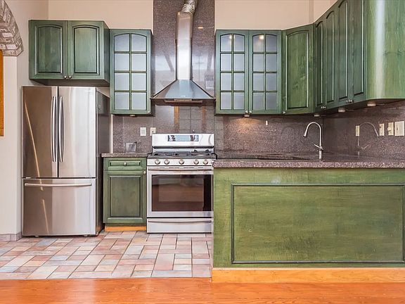 4th image of 24-17 Ditmars Blvd #2B